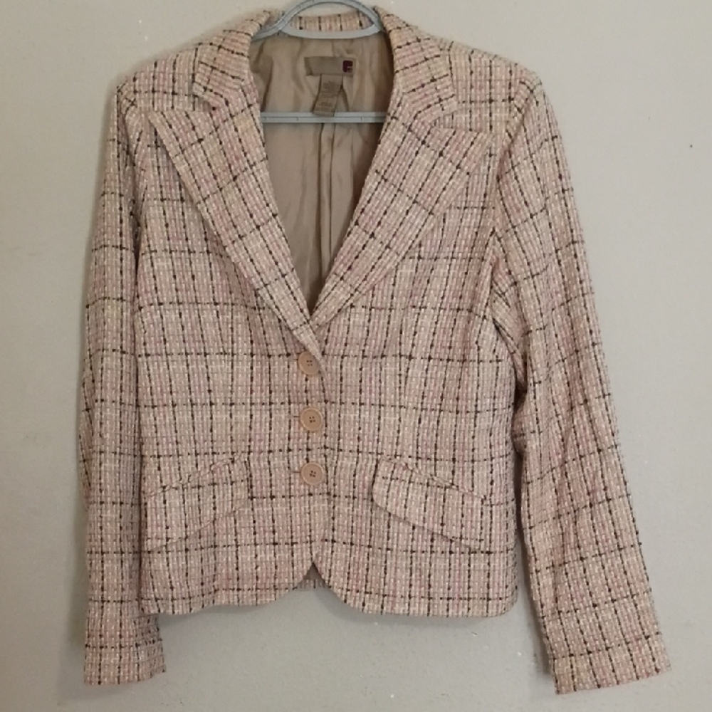 Elegant Cream Tweed Blazer